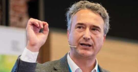 AI at the 11th Symposium Companies with a Human Face in Mallorca AI at the 11th Symposium Companies with a Human Face in Mallorca, CostaCx