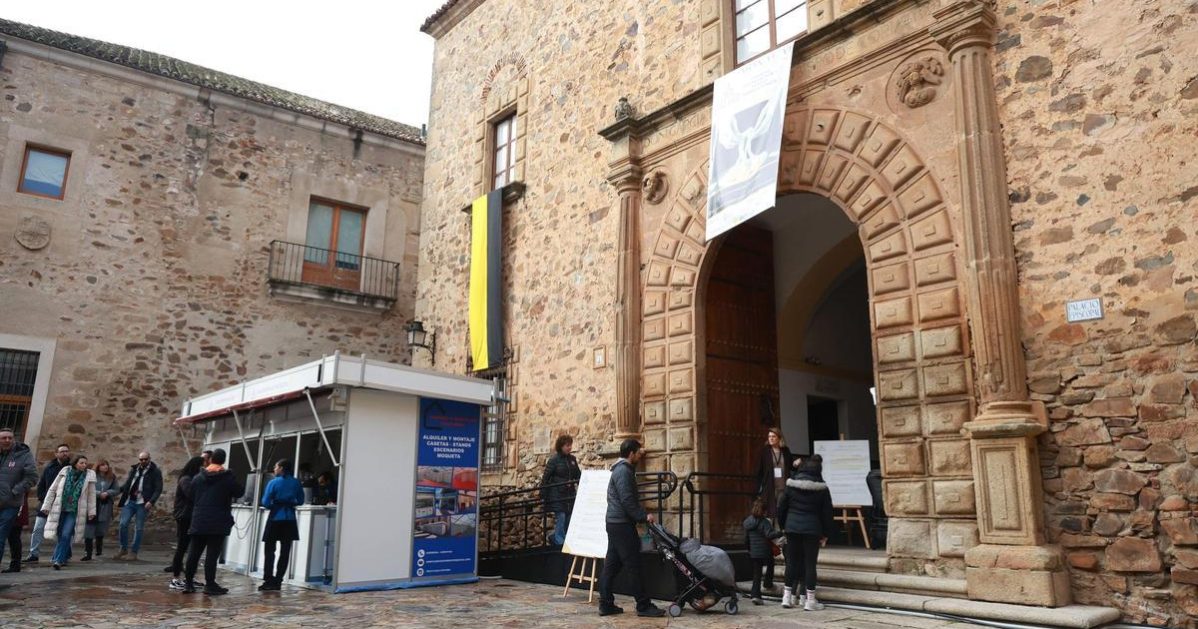 La Iglesia y la Brecha Digital en Cáceres, CostaCx