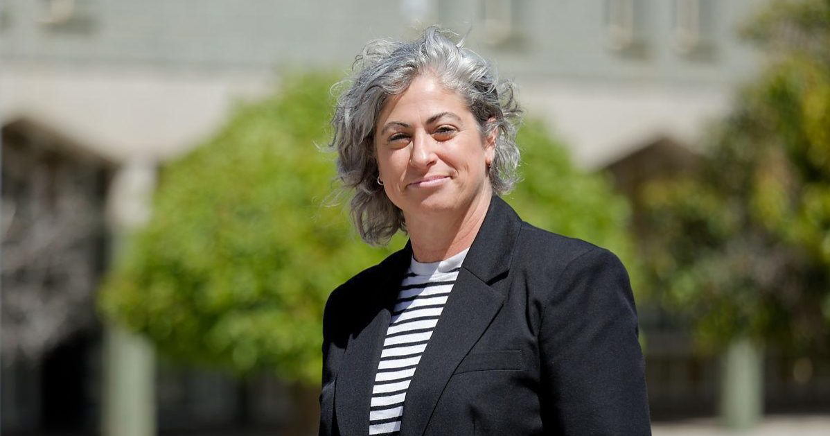 Cristina Aranda, consultora de IA: «A los modelos de inteligencia artificial les falta calle y les sobran muchos sesgos», CostaCx