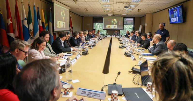 La SEGIB y el PNUD debaten cómo convertir a Iberoamérica en productora —y no solo consumidora— de IA, CostaCx