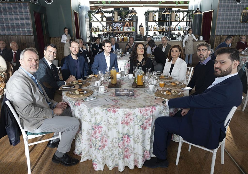 Asistentes al Foro de Inteligencia Artificial, CostaCx